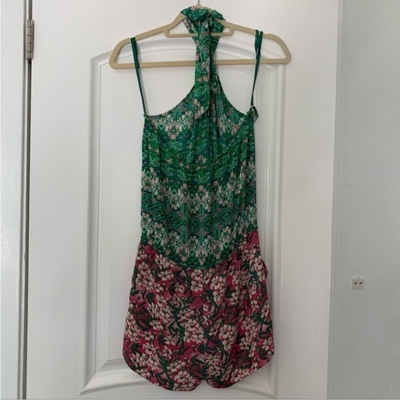 BCBGmaxazria Casli Halter
Romper in Berrycomb. Women's Medium - Picture 5 of 6